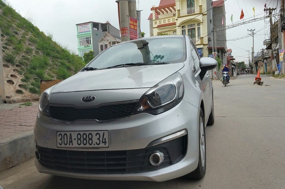 Hanoi airport Departure Transfer by 4 Seats Car