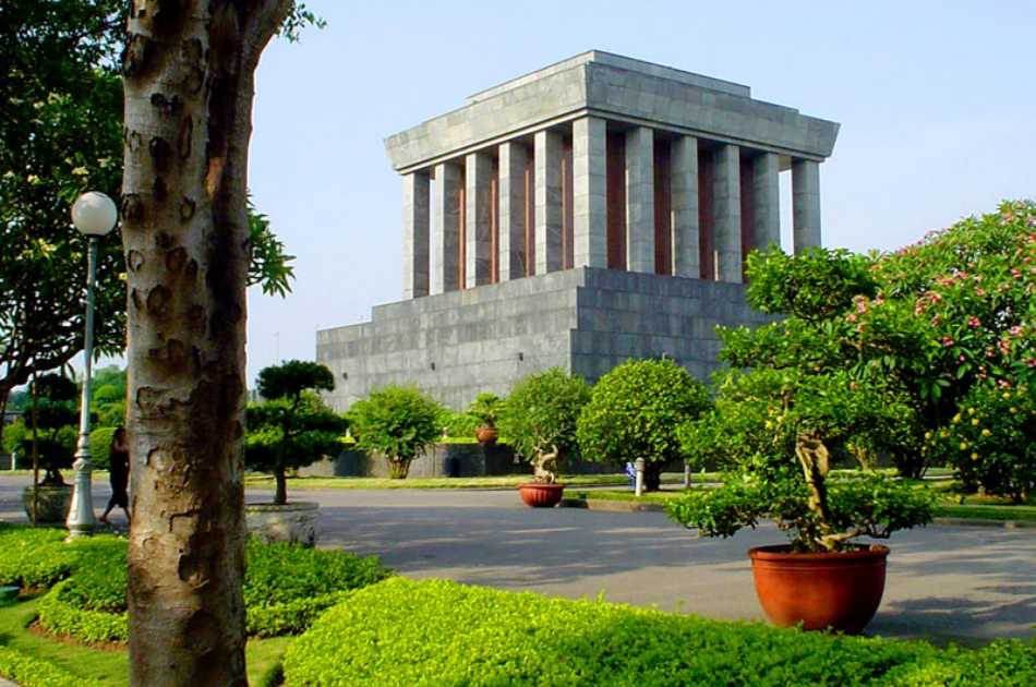 Hanoi Half Day Private City Tour Including Green Car