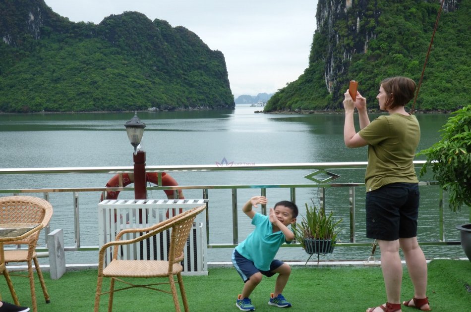 Hanoi - Halong Bay Full Day Tour