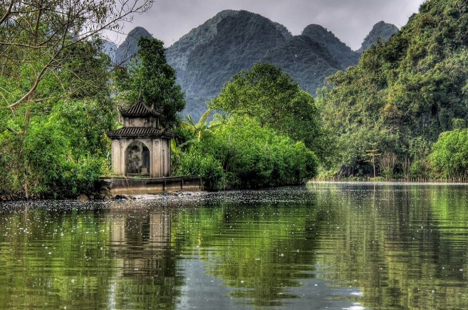 Hanoi Perfume Pagoda on a Private Full Day Tour