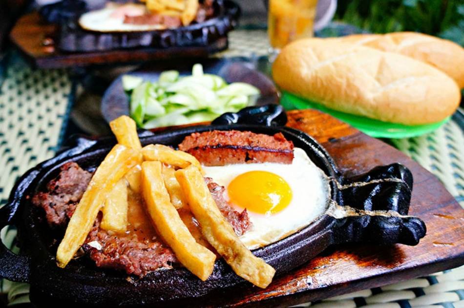 Hanoi Street Food Taste