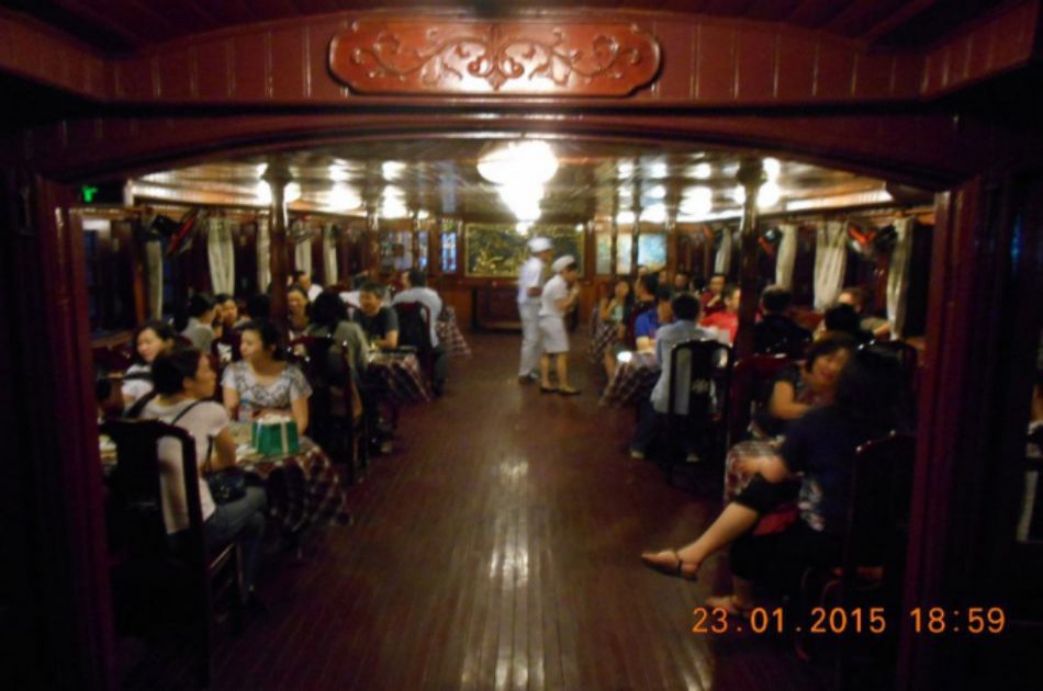 Ho Chi Minh By Night Tour - with Show & Dinner on Cruise