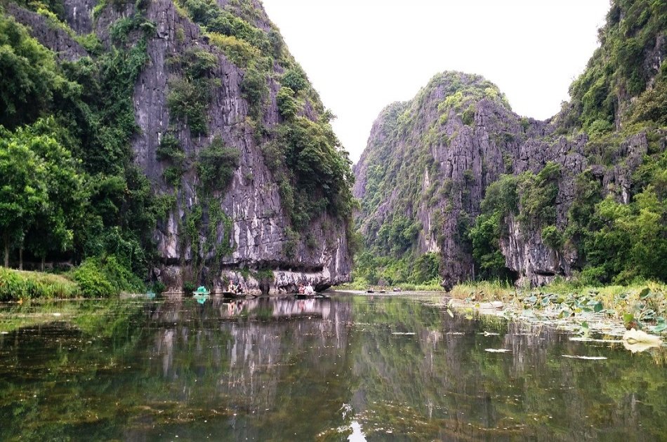 Hoa Lu - Tam Coc Day Tour from Hanoi