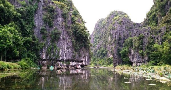 Hoa Lu - Tam Coc Day Tour from Hanoi