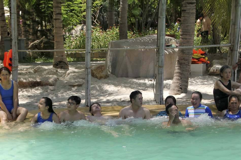 Hot Spring & Mud Bath Spa Relax