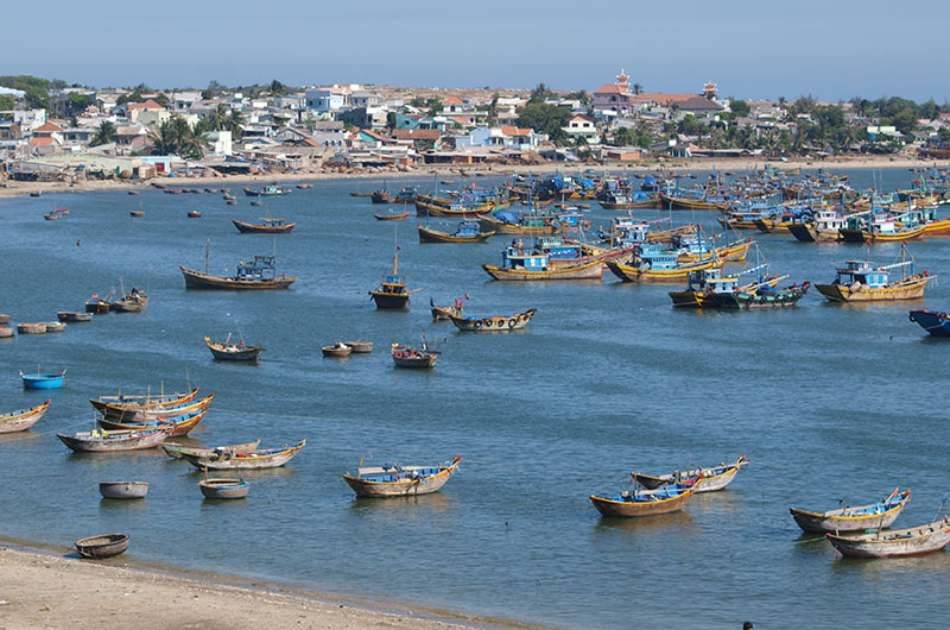 Mui Ne Sand Dunes Private Half Day Jeep Tour