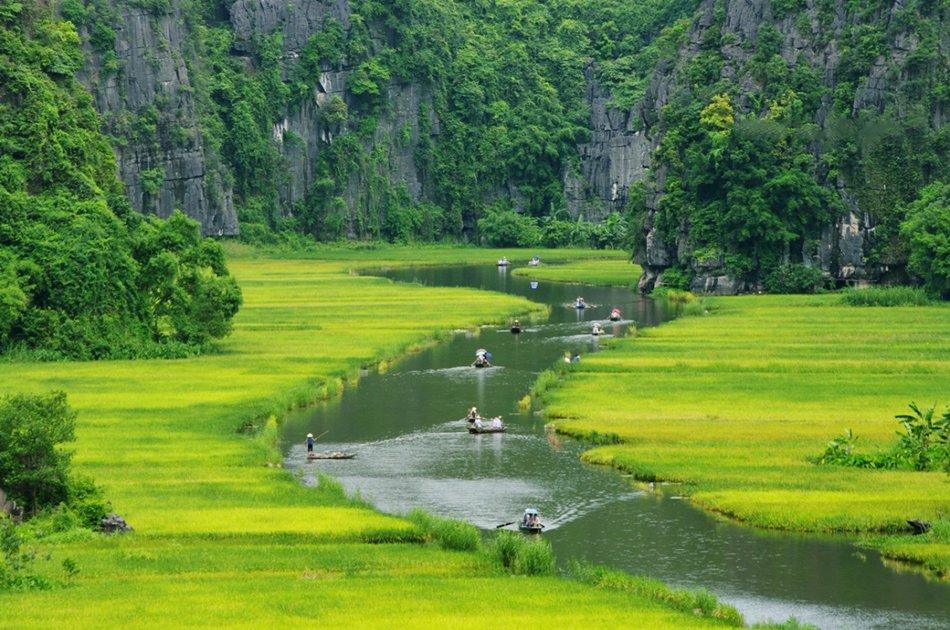 One Day Private Tour to Hoa Lu & Tam Coc from Hanoi