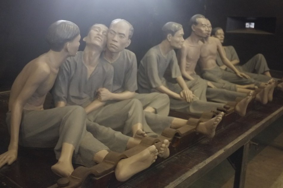 Private Tour of Hanoi City and Water Puppet Show