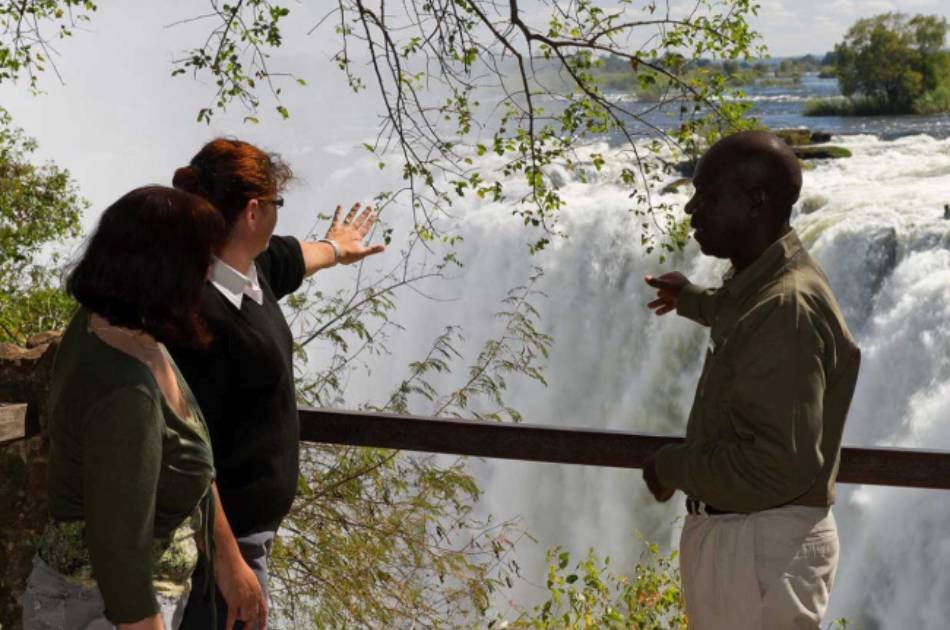 7 Days South Luangwa & Victoria Falls Safari – Zambia