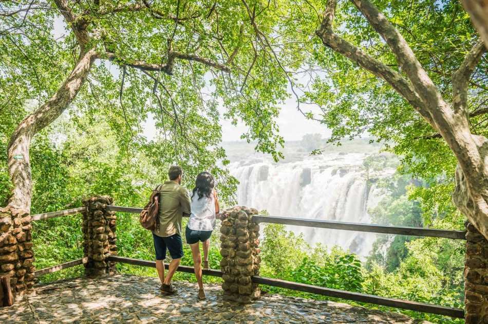 8 Days Stunning Zambia Safari Tour